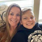 Amy Yowell's Instagram, Twitter & Facebook