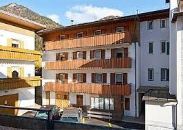 Composta da sole 4 unità abitative, è senza dubbio la scelta prediletta per una vacanza in totale relax e tranquillità! 87 Ferienwohnungen San Giovanni Di Fassa Pozza
