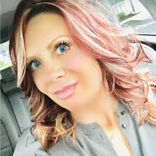 Tammy Hollingsworth Email & Phone Number