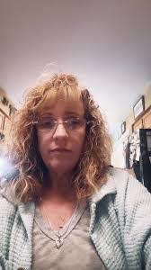 Alicia Troup's Instagram, Twitter & Facebook