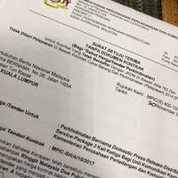 Menteri perusahaan perladangan dan komoditi, datuk dr mohd khairuddin aman razali berkata, ia merangkumi semua aktiviti pengeluaran khairuddin berkata, sebarang pertanyaan berhubung sop boleh dikemukakan kepada kementerian perusahaan perladangan dan komoditi (kppk) melalui. Kementerian Perusahaan Perladangan Dan Komoditi Persiaran Perdana Putrajaya