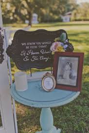 Memory Table At Wedding More In 2020 Memory Table Wedding Vintage Outdoor Weddings Wedding Memorial