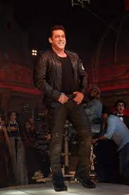 Salman Khan Race 3 Salman Khan Wallpapers Handsome Celebrities Salman Khan Race 3 stars salman khan, bobby deol, jacqueline fernandez, anil kapoor, saqib saleem and daisy shah. salman khan race 3 salman khan
