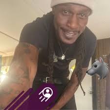 Real beauty? A kind heart and a clear conscience.