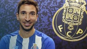 Estádio do dragão) est un stade de football situé à porto au portugal. Grujic De Regresso Ao Dragao Fiz Tudo O Que Podia Para Voltar Ao Fc Porto Fc Porto Jornal Record