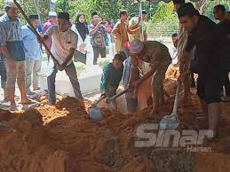 Selagi ada rindu oleh pak long. Anak Penyanyi Selagi Ada Rindu Teruskan Perjuangan Bapa
