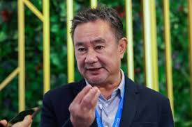 38 miles apart, different fates await Texas oil towns after oil prices  collapse