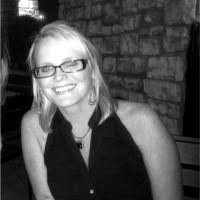 Tracey Sloan's Instagram, Twitter & Facebook