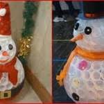 Pour le corps ne finissez pas la boule pour avoir une surface droite au sol et que votre bonhomme de neige tienne bien, de plus vous pourrez ainsi glisser dedans une petite lampe pour un plus bel effet ! Realiser Un Bonhomme De Neige Avec Des Gobelets En Plastique Education Enfance Fr