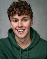 Danny Michaels's Instagram, Twitter & Facebook