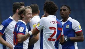 Holtby began his professional career with alemannia aachen before signing for schalke 04 two years later. Lewis Holtby Bei Den Blackburn Rovers Die Trinkflasche Ist Verstummt