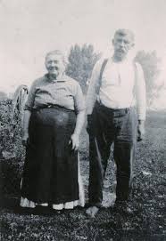 Identifying great grandparents in old photo