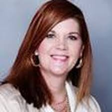 Kim Knapik's Instagram, Twitter & Facebook