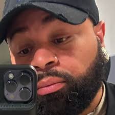 Derrick Henry dropped a bag