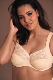 Naisten rintaliivit ja bodyt