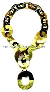 Necklace With Horn Lacquer Bijoux