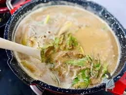 Sebab nak buang asam keping bila dah mendidih kuah laksa penang masak, saya masukkan dalam uncang tea bag. Masak Sendiri Laksa Penang Kegemaran Aku Aku Sis Lin