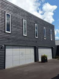 Cedar siding can be one of the most resilient, beautiful materials that you can put on your home. Greenhithe Cedar House Exterior Painting House Painters West Auckland
