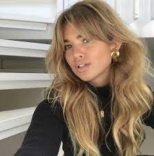 Pin By Jose Unanue On Grzywki Blonde Hair With Bangs Long Blonde Hair Hair Styles
