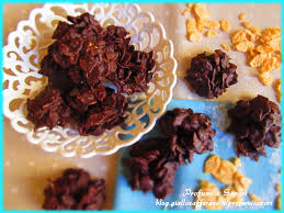 Per preparare biscotti con corn flakes, estraete il burro dal frigo 1 oretta prima della preparazione, in modo che diventi morbido. Dolcetti Corn Flakes E Cioccolato Senza Cottura