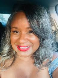 Hello, I'm Mercedita and something to know about me is