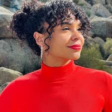 Fernanda Franco's Instagram, Twitter & Facebook