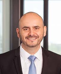 Edward Sabat's Instagram, Twitter & Facebook