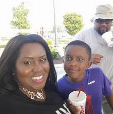 Morris Chestnut reacts to throwback footage of him winning the 1998 EA  SPORTS MADDEN NFL Bowl featuring Coolio!