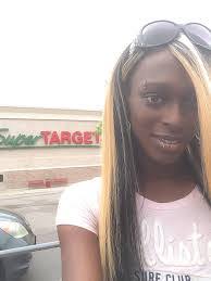 Leslie Manley's Instagram, Twitter & Facebook