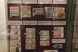 With its sister banks, it had assets totaling $21.8 billion and deposits totaling $19 billion. Bank Of England Revamps Its Banknote Exhibition