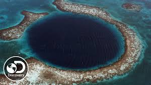 belize great blue hole: world's biggest