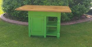 • we offer a wide range of barnwood finished products for professionals and private clients in europe. Reclaimed Barnwood Farm Table Farmhouse Furniture Old Barn Star