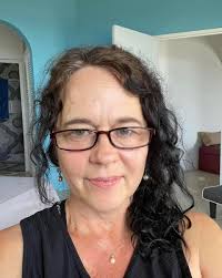 Hello everyone, my name is Sonia. I was born in Jamaica and I love being a  Jamaican.