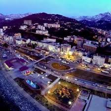 Artvin in hemen hemen bütün ilçelerinde oynana bu horon düğünlerin vazgeçilmez oyunlarından dır. Hopa Sevdasi On Twitter Http T Co Feo2o3yebo