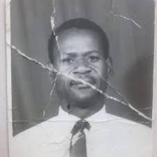 Can a black and white photo be colored?