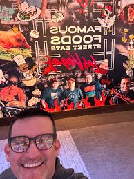 Look who I found. Know what I'm having for lunch!