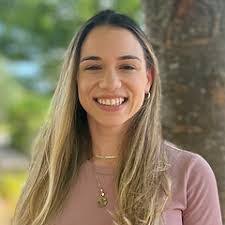 Lisa Petrowski's Instagram, Twitter & Facebook