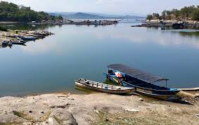 © copyright (c) 2016 tempo.co foto. Taman Rekreasi Waduk Gajah Mungkur Rekreasi Di Waduk Serba Guna Traverse Id