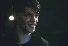 Cuáles son tus teorías sobre cómo Savitar obtuvo ese lado quemado de la  cara? : r/FlashTV