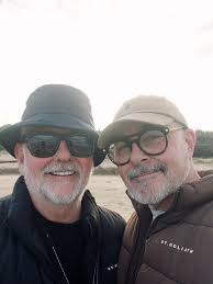 Happy Sunday. It's that time of year. No, we're not in London or Lake Como  or Mykonos or Provence or Puglia. Maybe later, maybe not. It's just good  old Shoalhaven Heads for