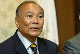 Senator tunku abdul aziz tunku ibrahim (pic)has announced his resignation from the dap, citing irreconcilable differences with the party leadership. Tunku Abdul Aziz Ibrahim Alchetron The Free Social Encyclopedia