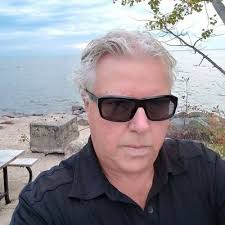 Ron Skelly's Instagram, Twitter & Facebook