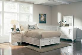 A platform storage bed with headboard. Cottage Style Platform Storage Bed Available In Several Colors 201309