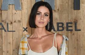 See more of lena on facebook. Augenbrauen Weg Lena Meyer Landrut Schockt Ihre Fans
