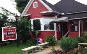 The World S Best Pancakes Just Might Be Found At The Waysider A Rustic Alabama Restaurant In 2020 Tuscaloosa Alabama Restaurant