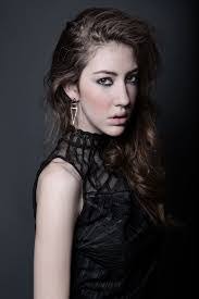 Marissa Hanley's Instagram, Twitter & Facebook