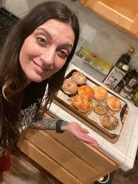 Recipe for homemade sourdough everything bagels