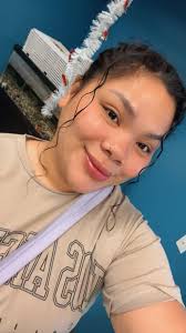 My goal is to gain at least 50 followers today! Hopefully from people who  actually engage! 👋🏾❤️🥰