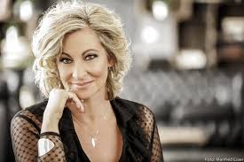Seine frau will pass on blutigen geschäfte nicht mehr dulden, zwingt ihn zum ausstieg, doch das große geld lockt und pass. Alles Gute Zum Geburtstag Claudia Jung Stadlpost At