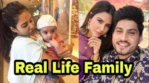 Her birth name is sonampreet kaur bajwa. Punjabi Actress Sonam Bajwa Real Life Family Youtube